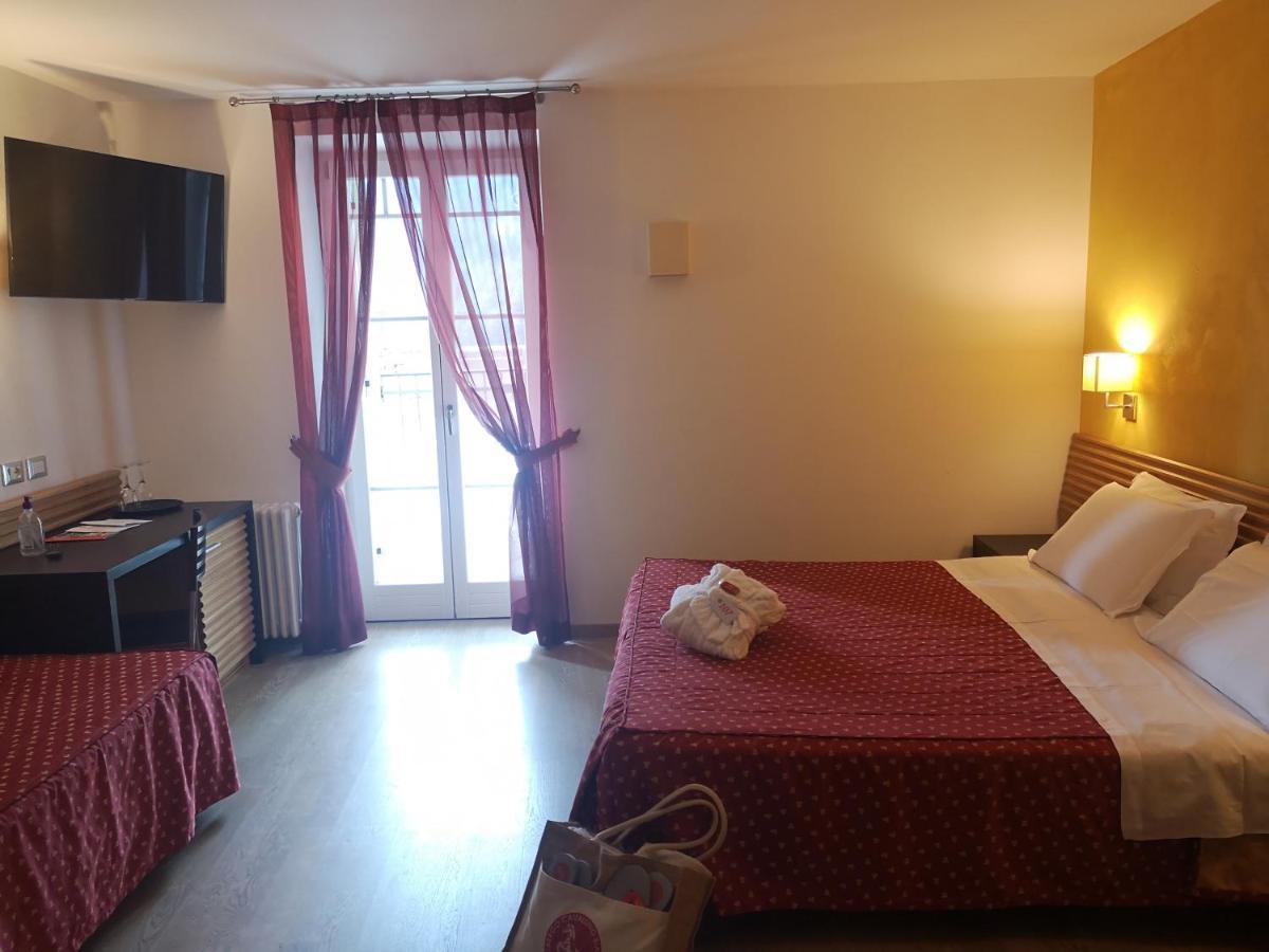 Albergo Cavallino Bianco Rumo Екстер'єр фото