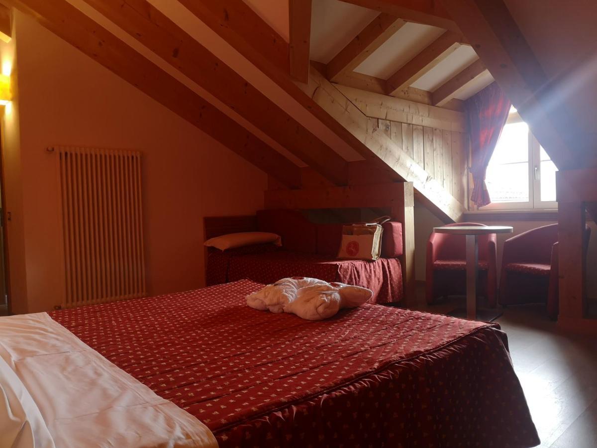 Albergo Cavallino Bianco Rumo Екстер'єр фото
