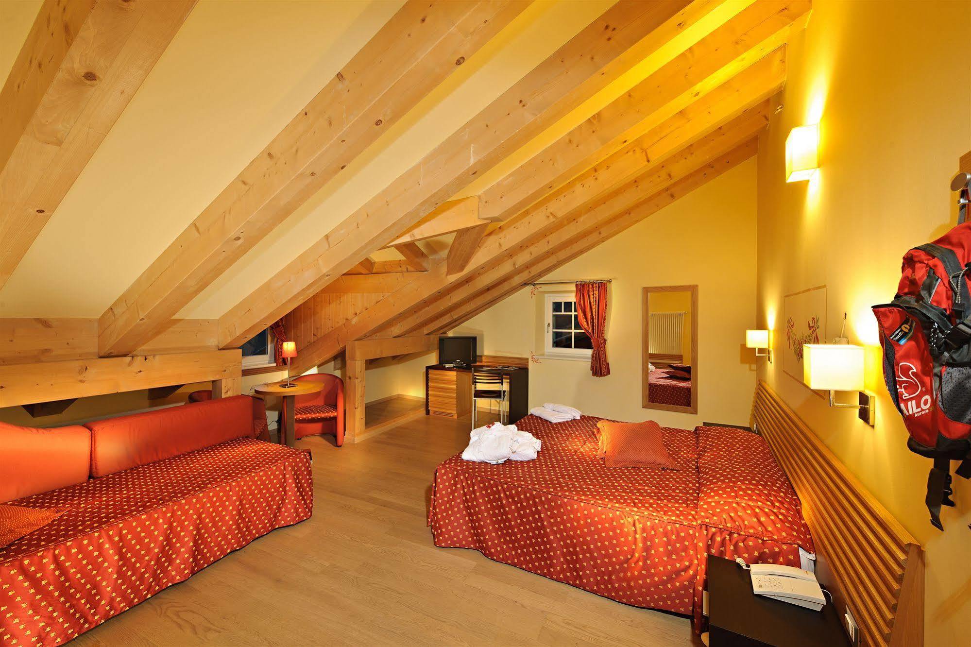 Albergo Cavallino Bianco Rumo Екстер'єр фото
